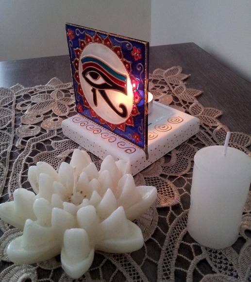 Luminária de Mesa Olho de Hórus