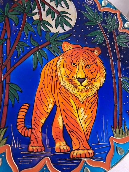 Mandala Decorativa Vitral Tigre na Floresta 30cm