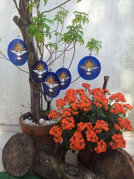 Mandala Divino Espirito Santo em Acrílico de 15cm
