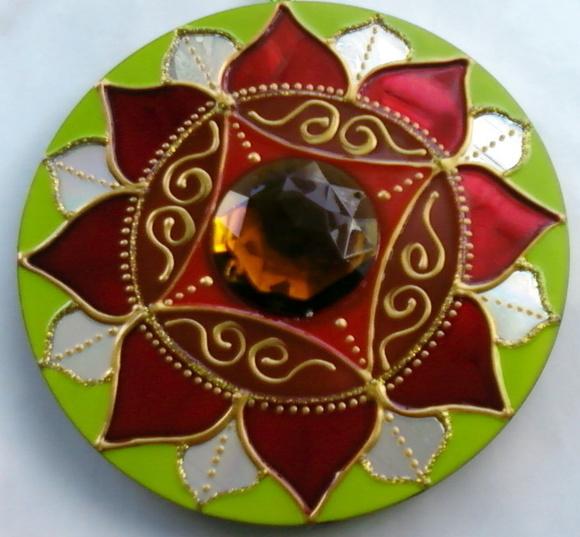 Mandala Flor Vermelha em Cd Reciclado