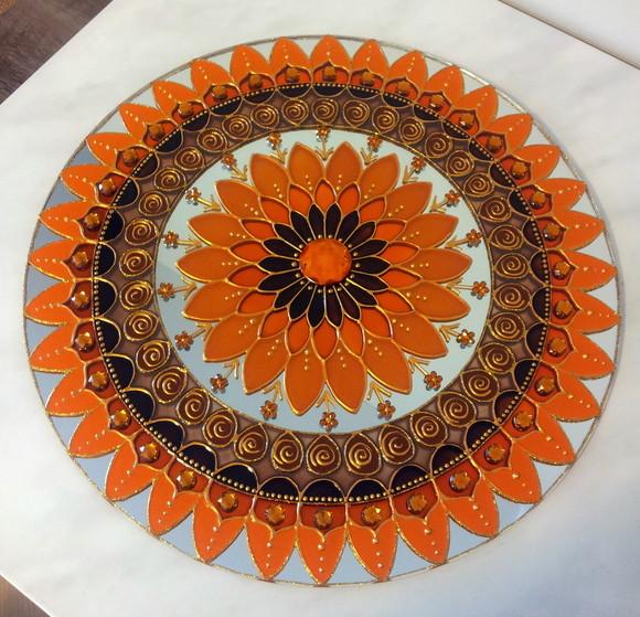 Mandala Marrom e Laranja em Acrílico Espelhado de 60cm