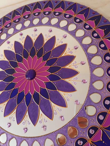 Mandala Violeta 60cm em Acrílico Espelhado