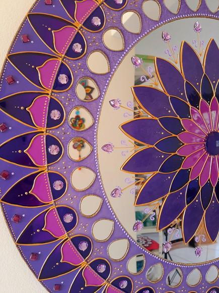 Mandala Violeta 60cm em Acrílico Espelhado
