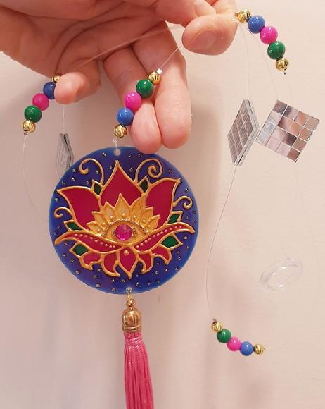 Mini Mandala Flor de Lótus 7cm com Fio de Luz