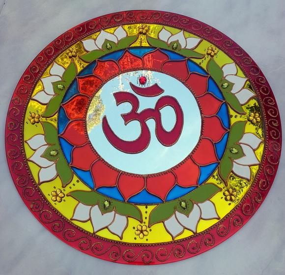 Om Flores de Lótus Espelho 40cm