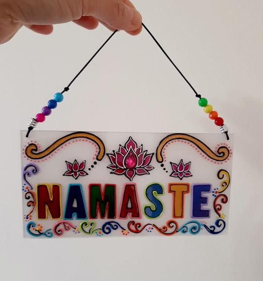 Placa Namastê Colorida para Entrada 18x9cm