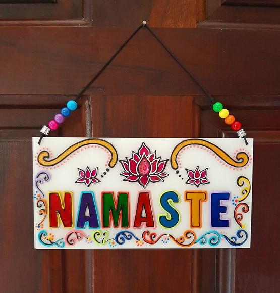 Placa Namastê Colorida para Entrada 18x9cm
