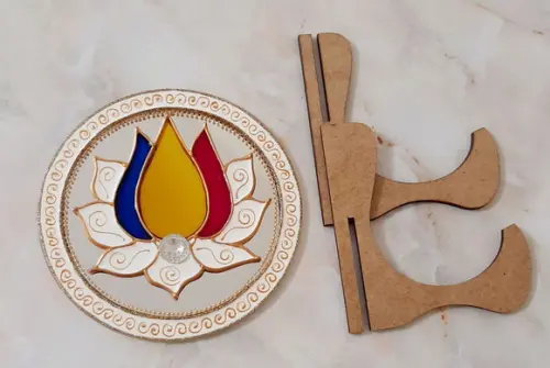 Espelho Mandala Chama Trina 12cm com Suporte de Mesa
