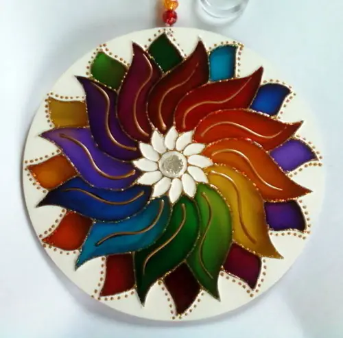 Mandala Arco Íris 15cm com Fio de Nylon