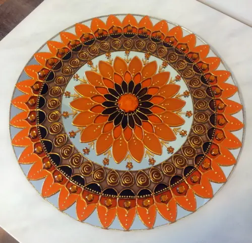 Mandala Marrom e Laranja em Acrílico Espelhado de 60cm