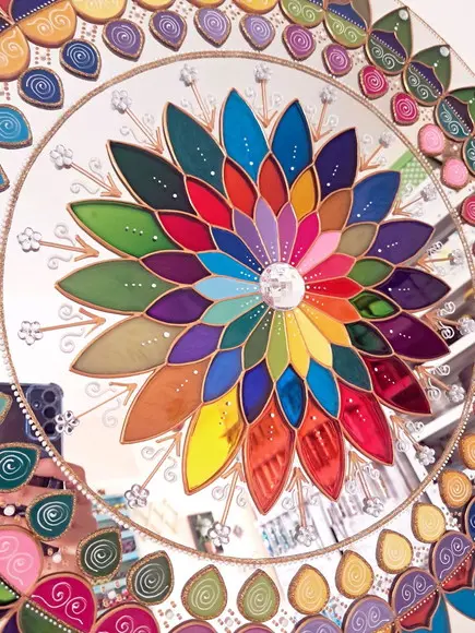 Mandala Mil Pétalas em Espelho de 50cm de Diâmetro
