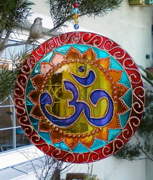 Mandala Om Vidro de 40cm