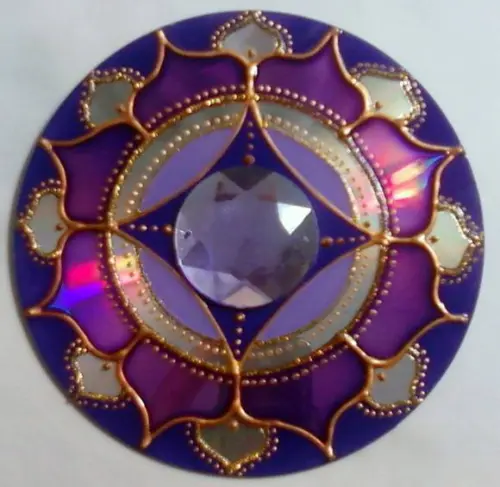 Mandala Violeta em Cd Reciclado