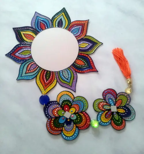 Móbile Flores Coloridas (modelo 1)