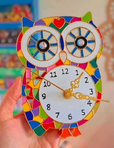Relógio Decorativo Coruja Colorida 16x12cm em Acrílico