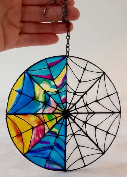 Wandinha Addams Vitral 15cm