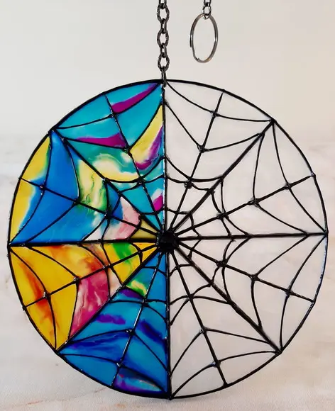 Wandinha Addams Vitral 20cm