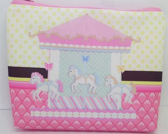 Bolsinha Necessaire - Carrosel encantado