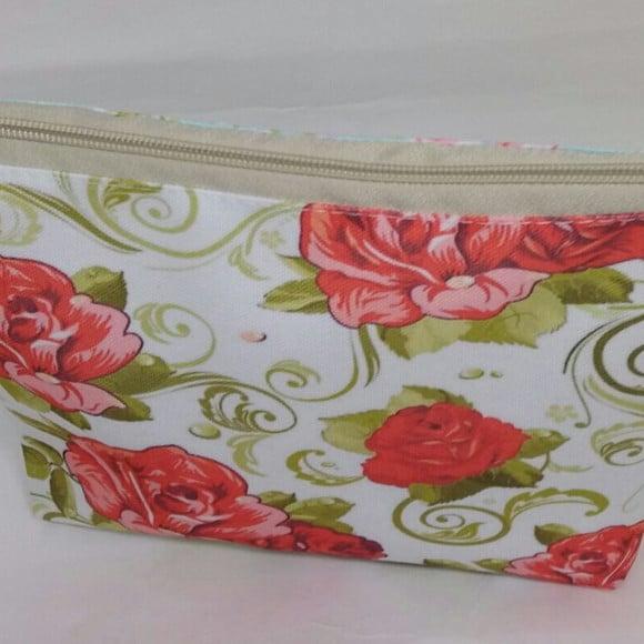 Bolsinha Necessaire - Tema Floral