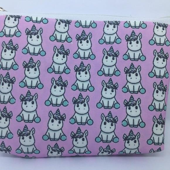 Bolsinha Necessaire - Unicornio