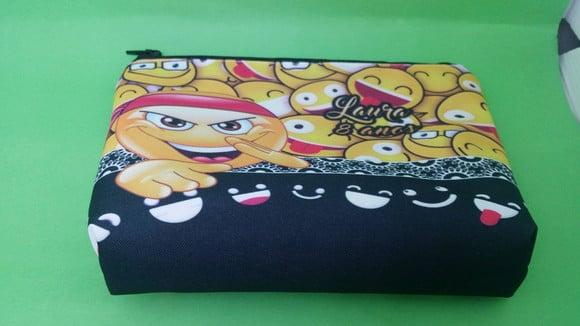 Bolsinha Necessaire emoji ninja