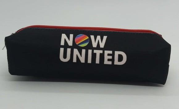 Estojo Now United