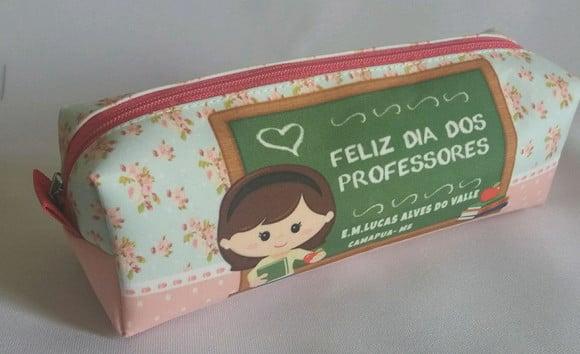 Kit 1 Necessaire + 1 Estojo Dia dos Professores
