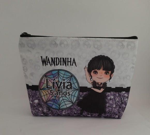 Nécessaire Lembrancinha Wandinha Aniversário