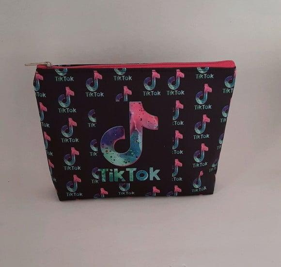 Nécessaire Tiktok