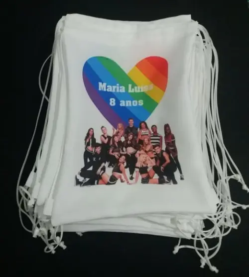 10 mochilas T EMA NOW UNITED
