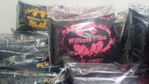 Almofadas 20X30 Tema Bat-man