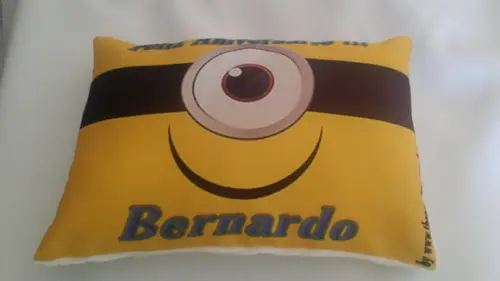 Almofadas 30x20 Tema Minions