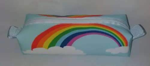 Estojo arco íris