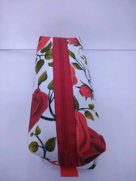 Estojo Personalizado - flores