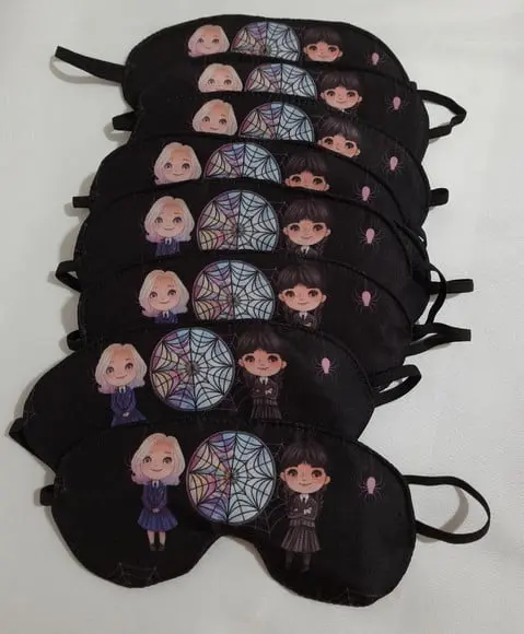 Máscara de Dormir Wandinha Lembrancinha de Aniversário