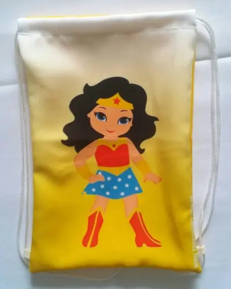 Mochilas herois - Mulher Maravilha