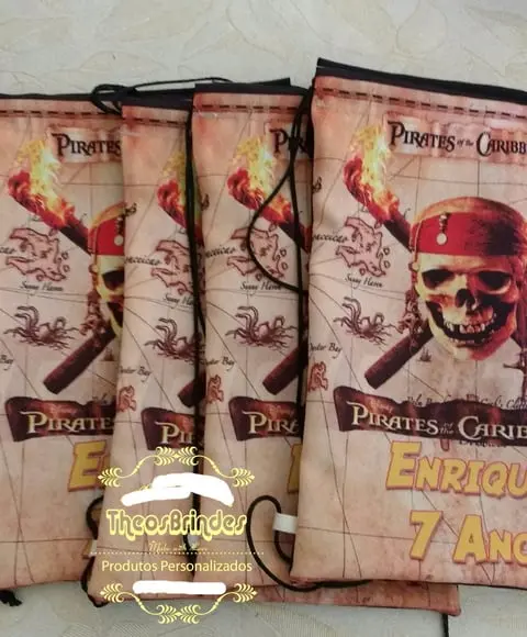 Mochilas ou Sacolas Piratas do Caribe