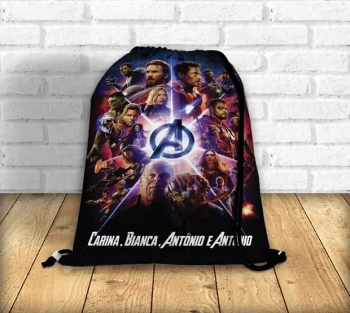Mochilas ou Sacolas Tema Vingadores