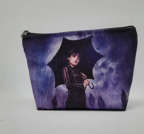 Nécessaire Personalizada Wandinha - Família Addams