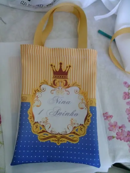 Sacolas Príncipe e Princesa (Realeza)