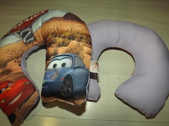 Almofada de pescoço Carros
