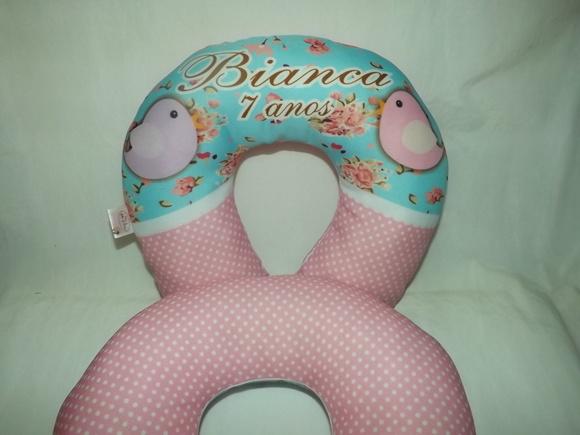 Almofada de pescoço Passarinho rosa vintage