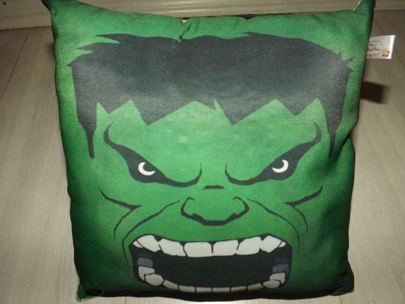 Almofada Hulk Quadrada