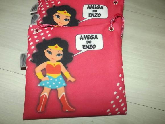 Bolsinha Heroínas Cute Tira colo