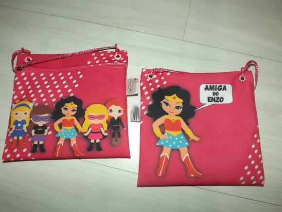 Bolsinha Heroínas Cute Tira colo
