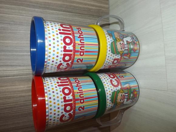 Caneca Personalizada Acrílico