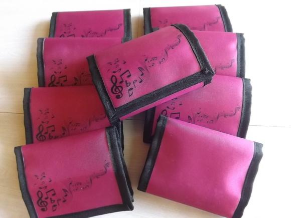 Carteira Personalizada Neon