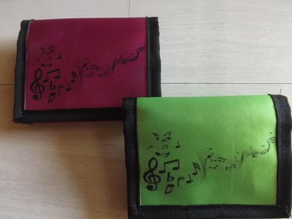 Carteira Personalizada Neon