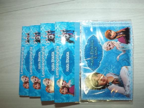 Imã Personalizado Frozen com lapela