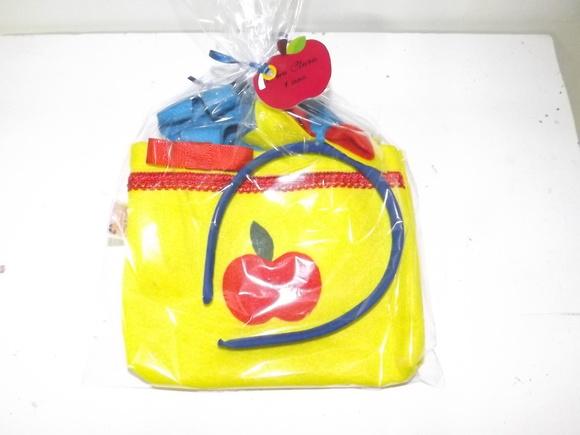 Kit Bolsinha e Arco Branca de Neve